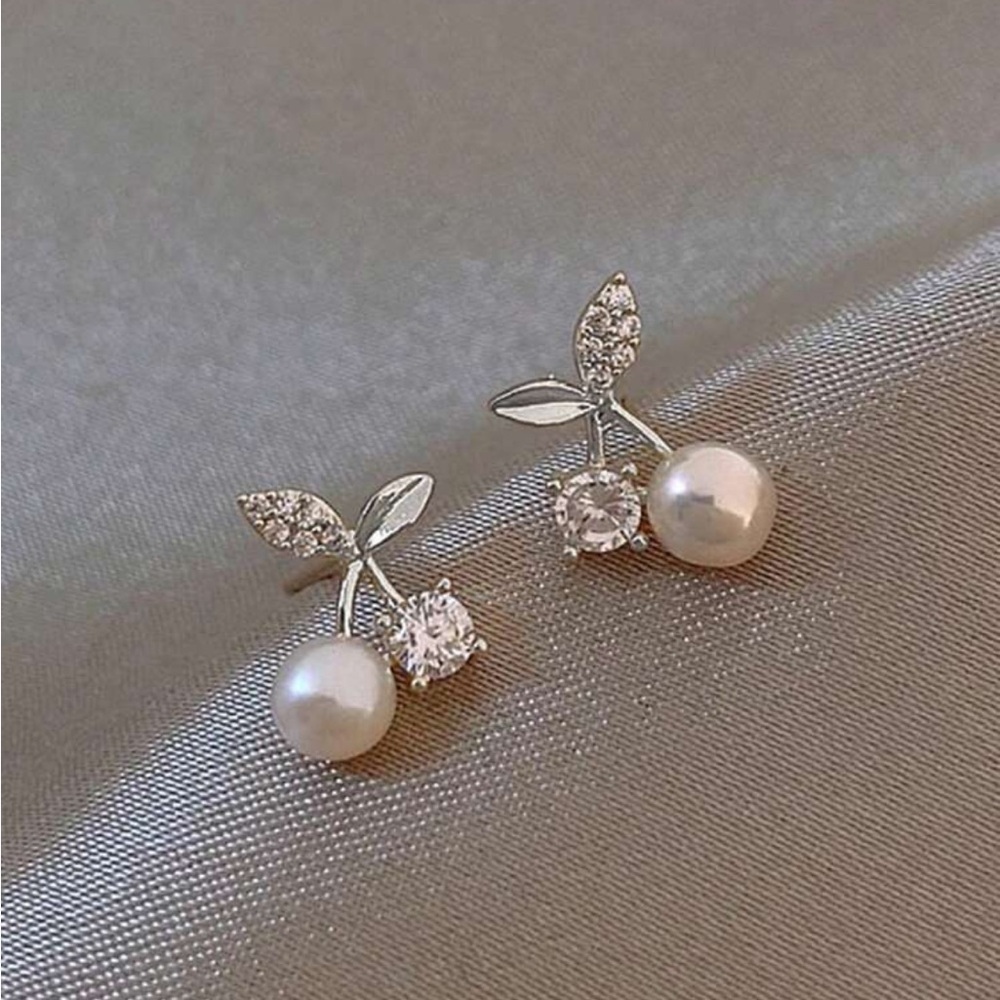 Silver and White Pearl Cluster Earrings